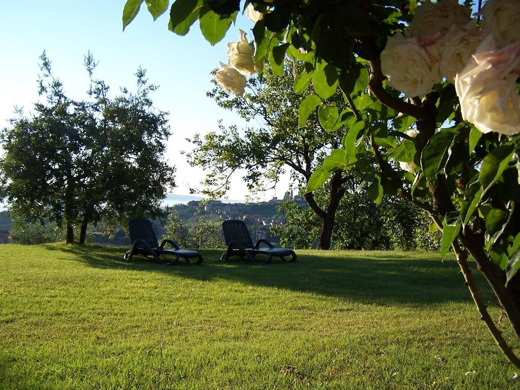 Poggetto Di Montese Apartamento San Gimignano Quarto foto